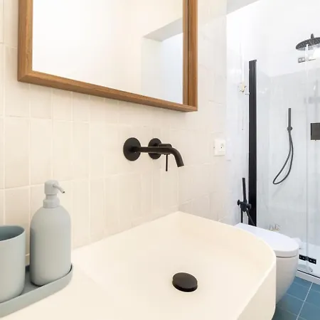 Apartment La Casa Del Murales Per 6 Persone Vicino Al Mercato Florence
